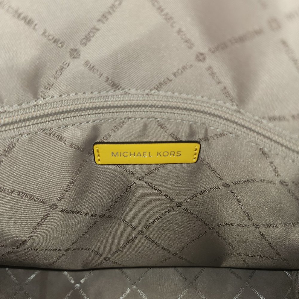 Authentic Michael Kors - image 3